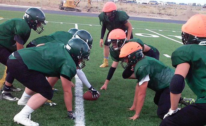 Farson-Eden Football Faces Meeteetse On the Road