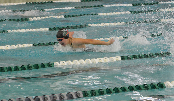 Green River Swim Team Takes First at Green River Invitational