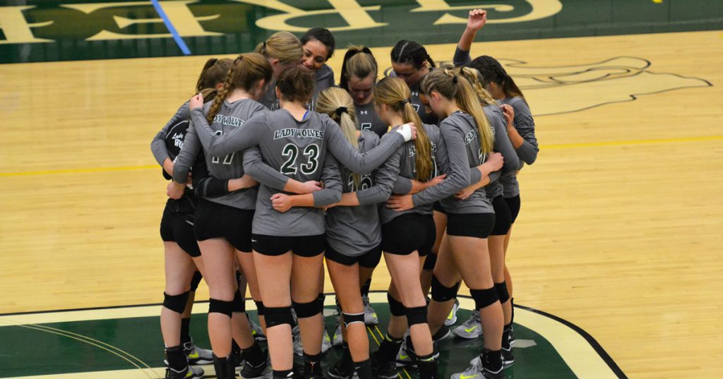 GRHS Volleyball Wins Last Two Matches of Regular Season