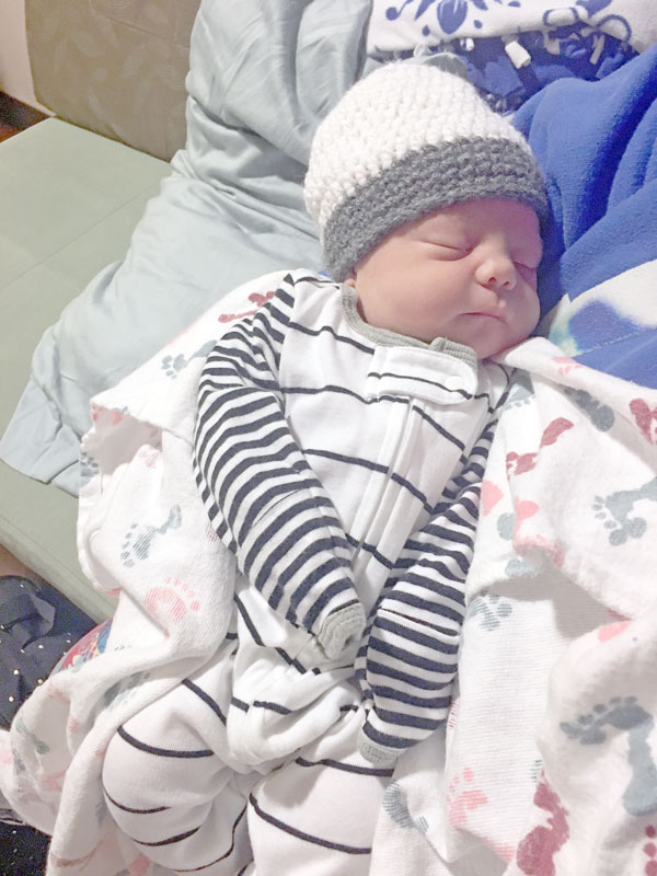 Birth Announcement: Zayvn James Apela Niau