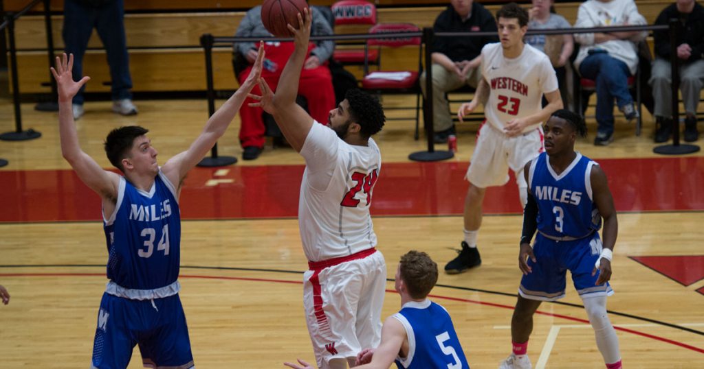 Mustangs Win Labor Night Game Over Miles Community College, 95-62