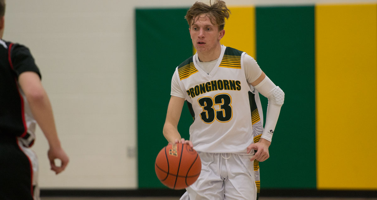 No. 2 Pronghorns Win Over No. 3 Saratoga