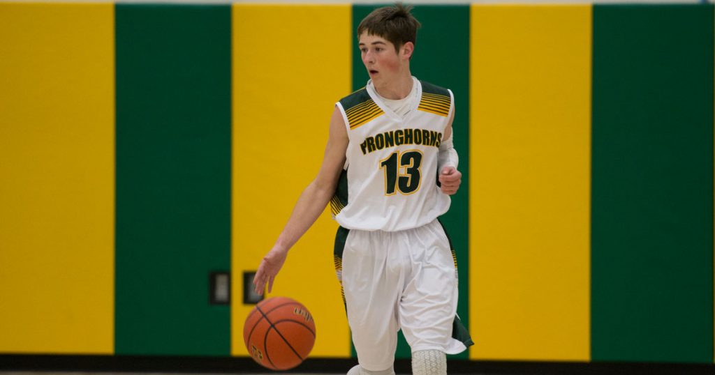 FEHS Boys Basketball Takes Second at Regionals, Girls Season Comes to an End