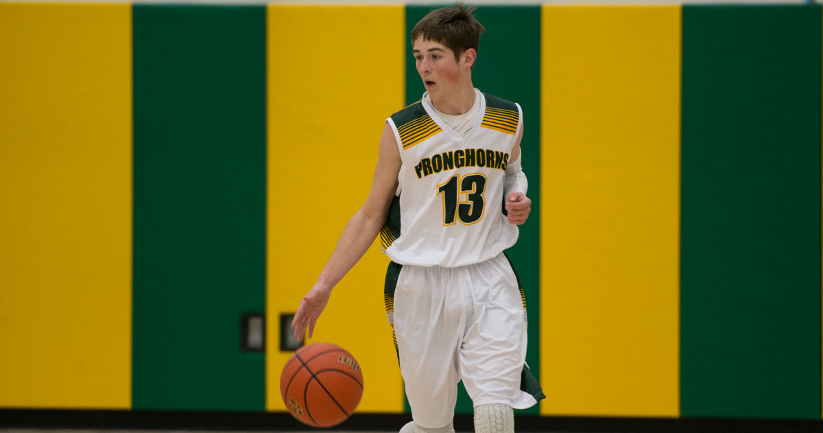 FEHS Boys Basketball Takes Second at Regionals, Girls Season Comes to an End