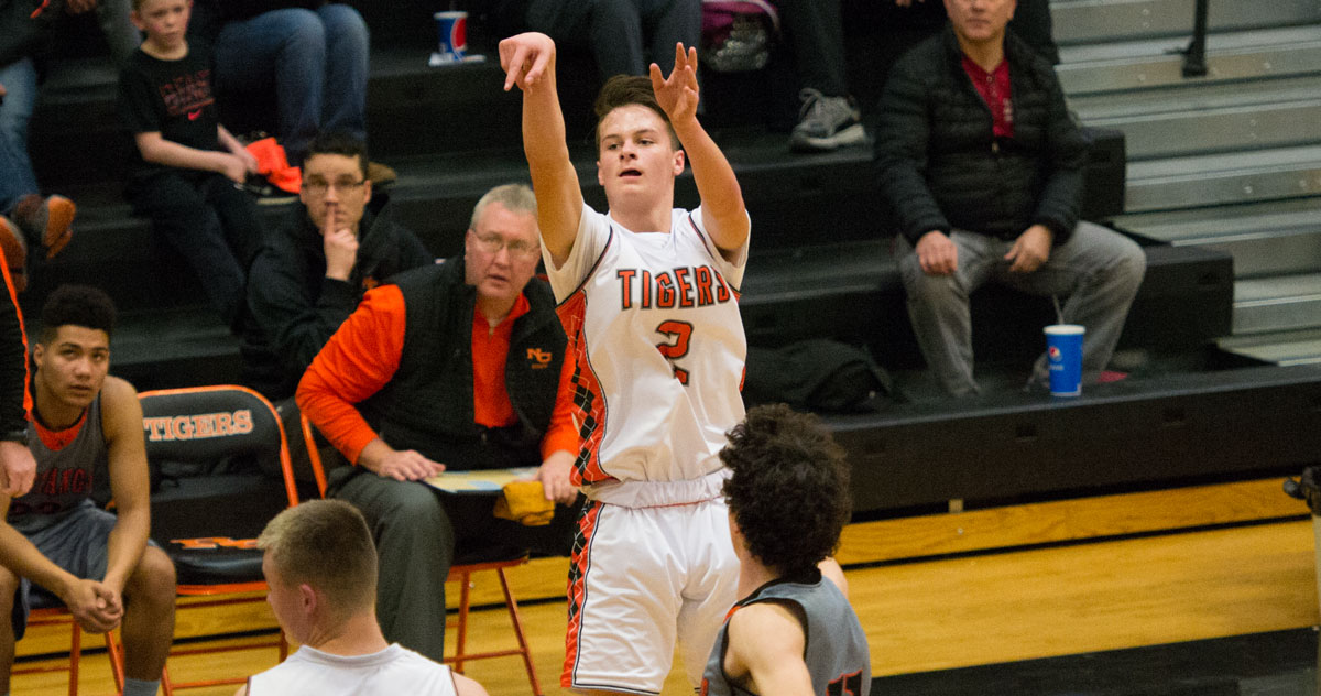 RSHS Basketball Travels to Jackson for Regional Tournament