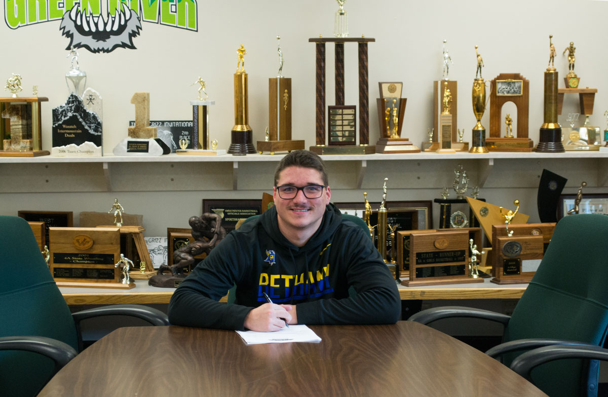 GRHS Football Player Signs Letter of Intent to Play at Bethany College