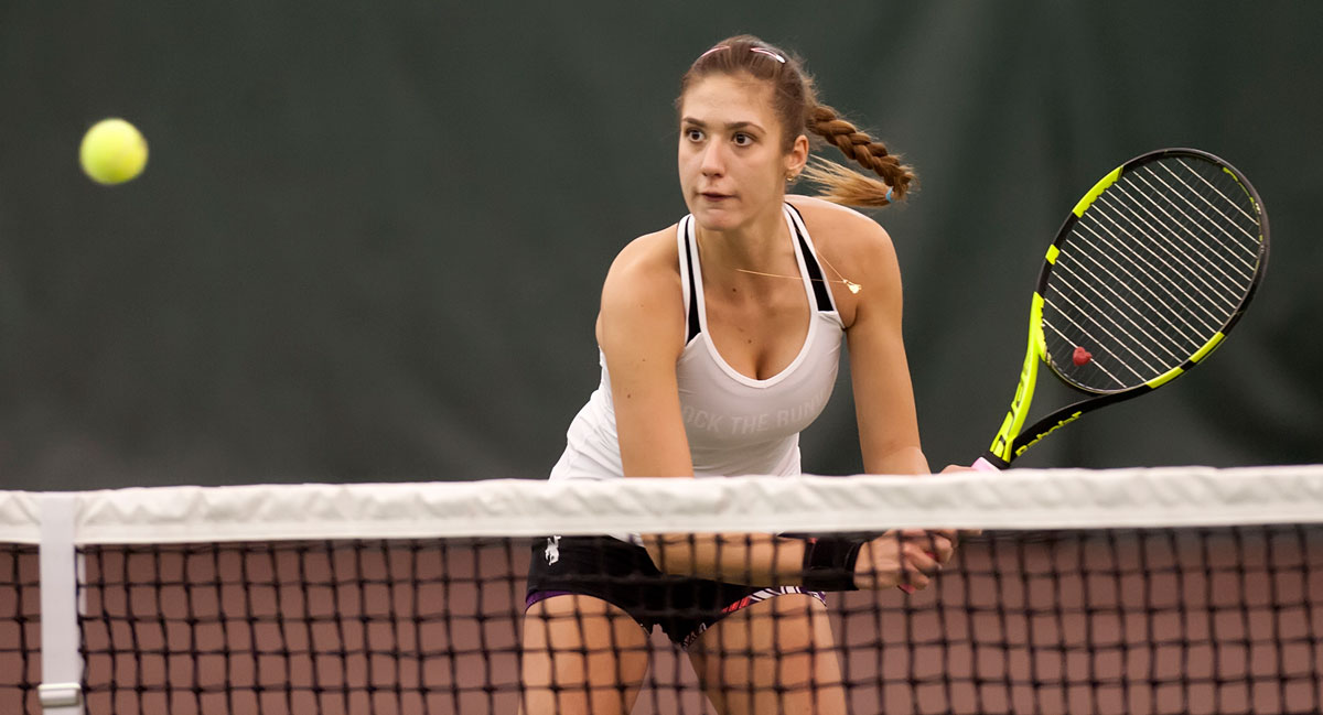 Cowgirl Tennis Wins Conference Match over Aggies, 5-2