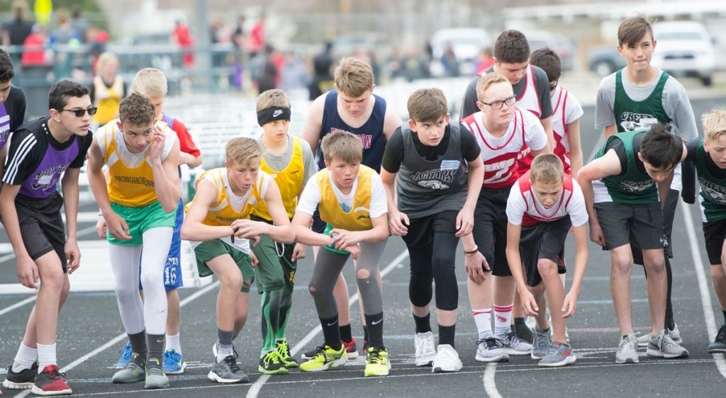 Lincoln Middle School Hosts Track and Field Invitational [PHOTOS]