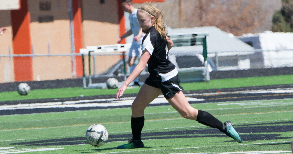 No. 3 Lady Tigers Tie With Jackson, 2-2