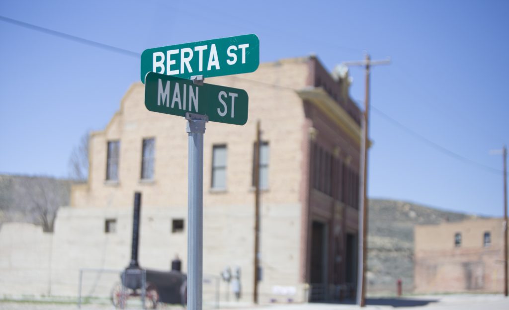 Superior Mayor Candidate Targeted in Mail Campaign, Counters Deep Nepotism to Blame