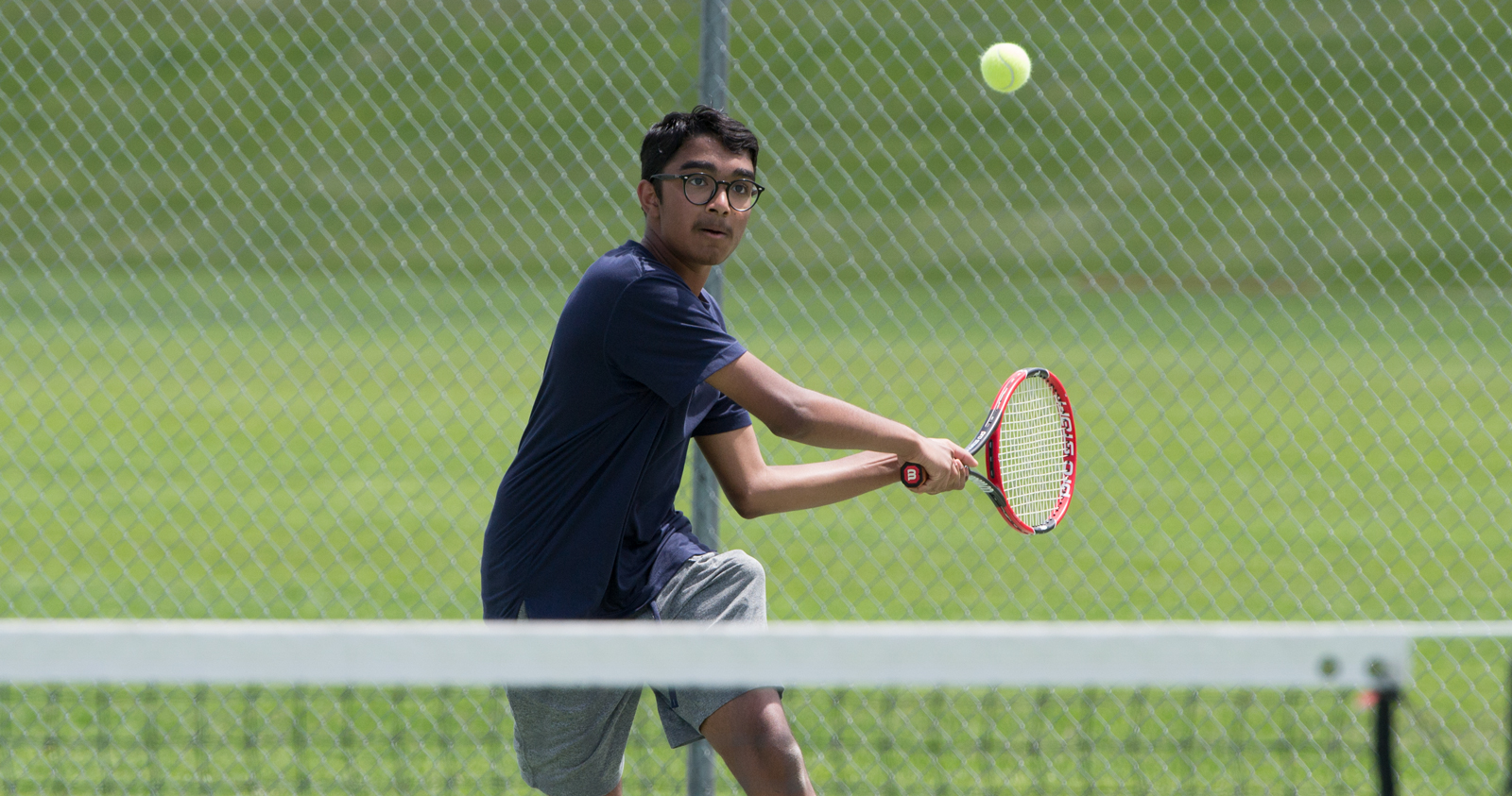High School Tennis Players Improve Skills at UW Tennis Camp [PHOTOS]