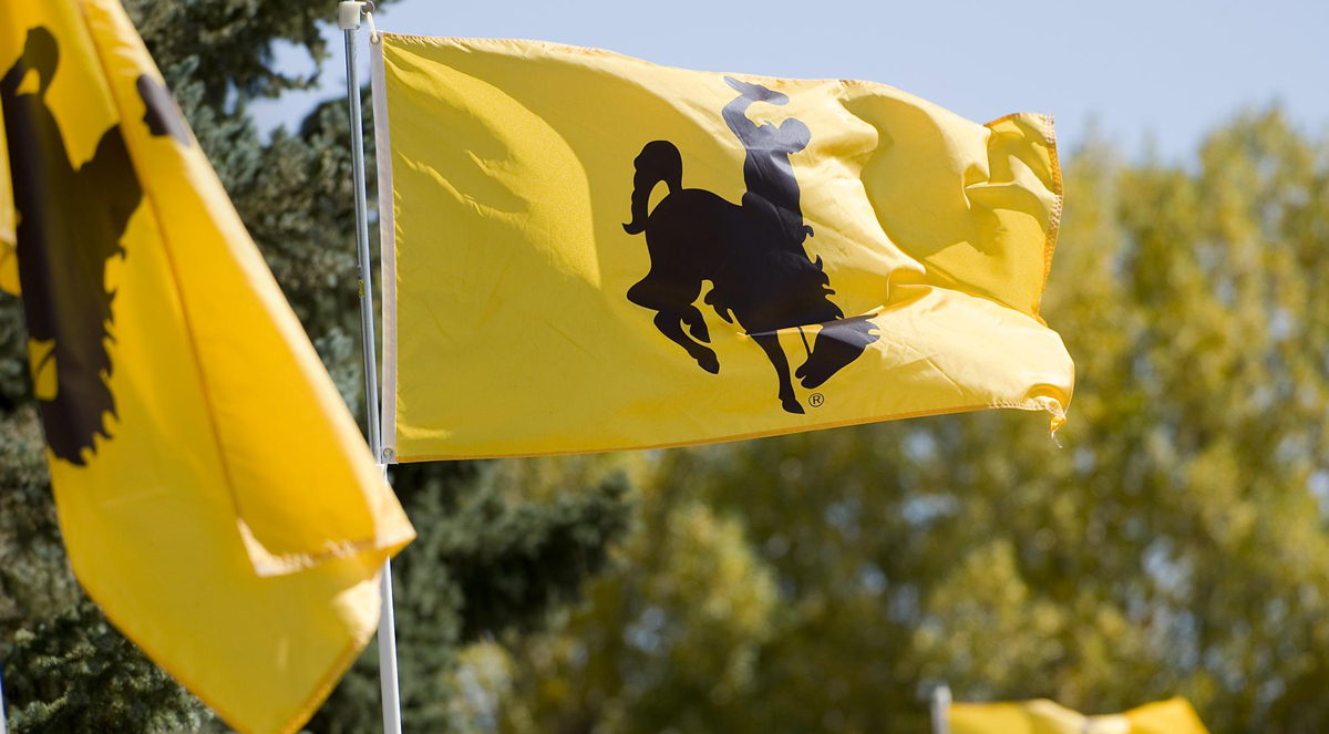 UW Student-Athletes Earn MW Scholar-Athlete Honors