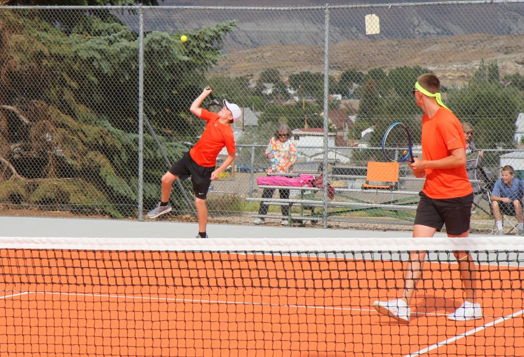 Tennis Results: RSHS Hosts Central and East Over the Weekend