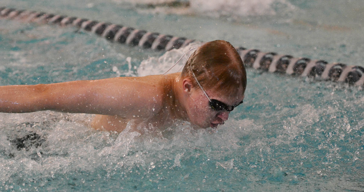 Tigers Swim Team Competes at Green River Invite