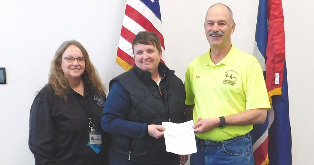 Exxon Makes Donation to Sweetwater Dive Team