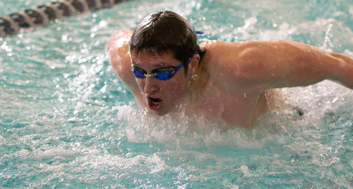 Tigers Swimmers Take 11th Place at Gillette Invite