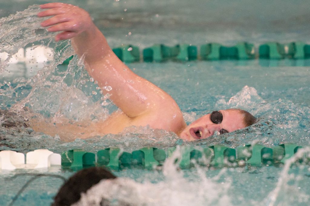 RSHS Takes Fifth at Regional Swim