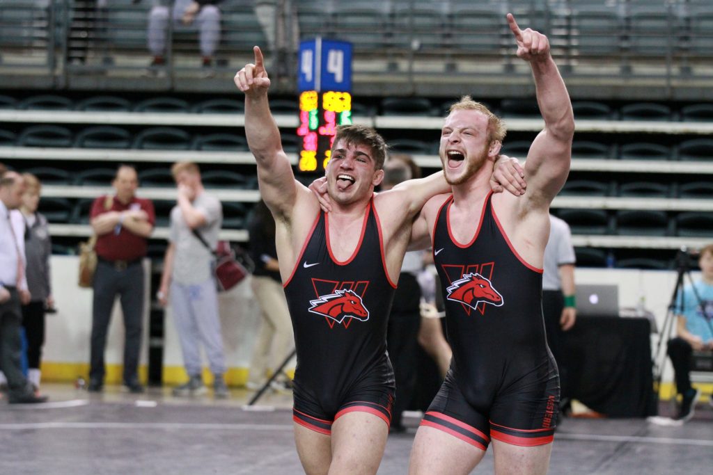 Mustangs Place Three Wrestlers, Finish Eighth at National Wrestling Tournament