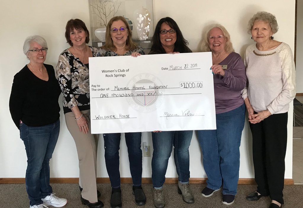 Women’s Club Honors Memorial Hospital Foundation’s Waldner House with $1,000 donation.