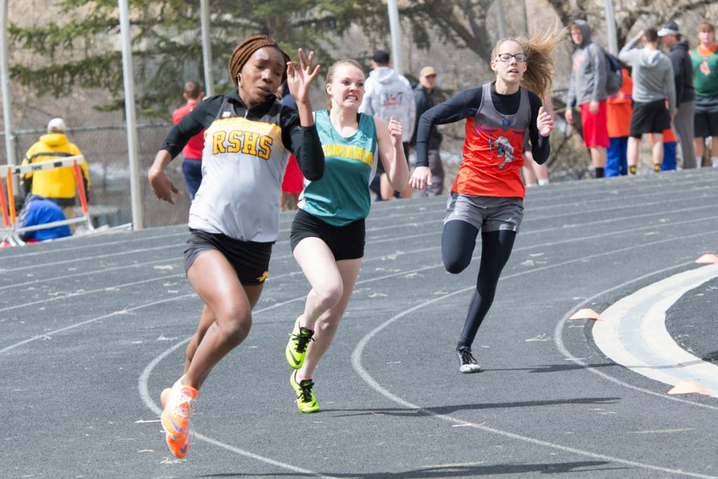 RSHS Girls Indoor Track Team Takes 3rd at State; Boys Take 11th