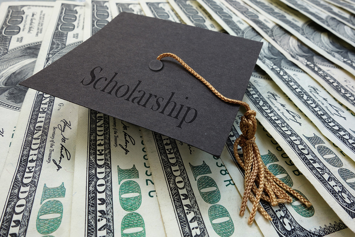Memorial Hospital Scholarship Deadline Set for March 25