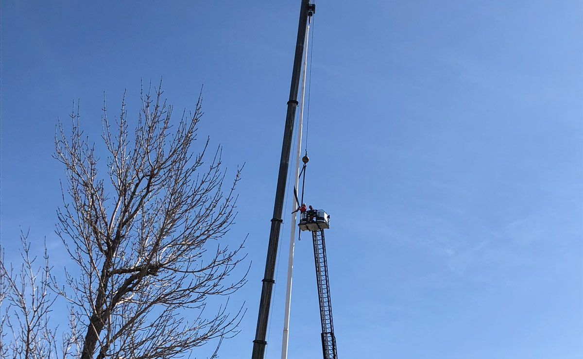 Local Partnership Allows the Flag to Fly on Dewar Drive