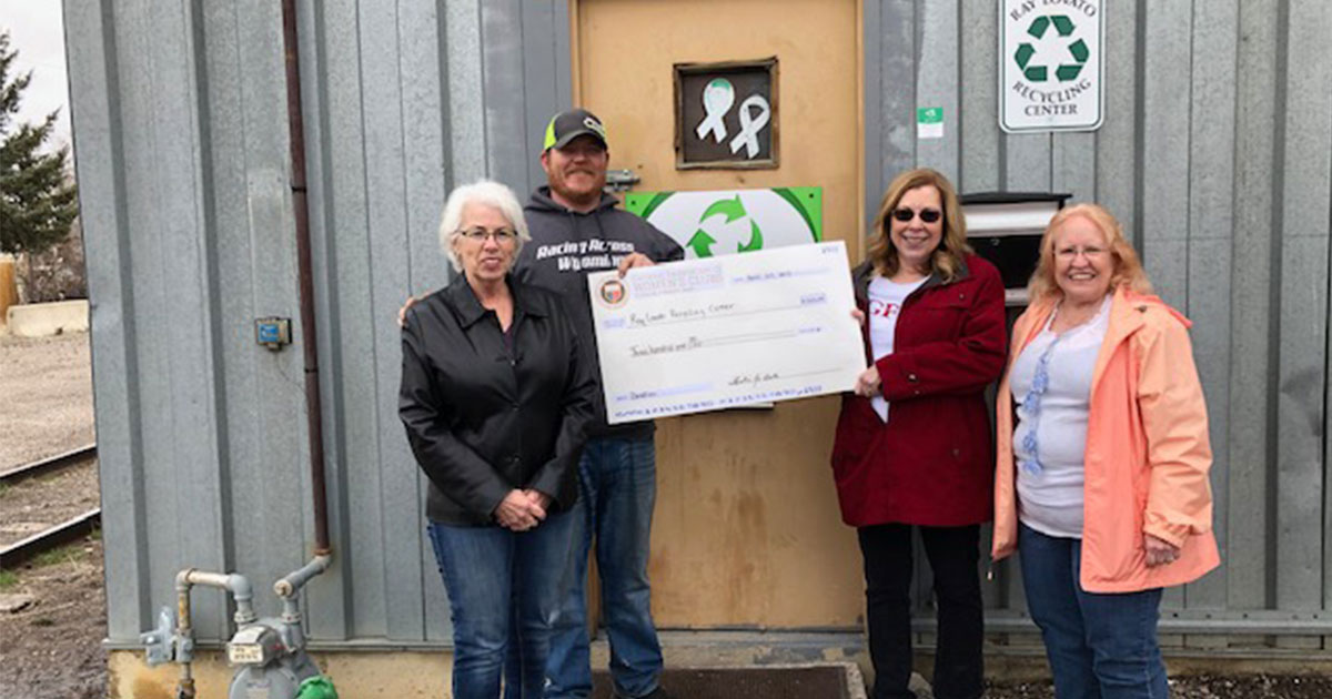 Woman’s Club Donates to Recycling Center on Earth Day