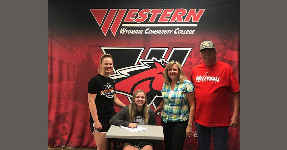 RSHS Volleyball Player Signs With Mustangs