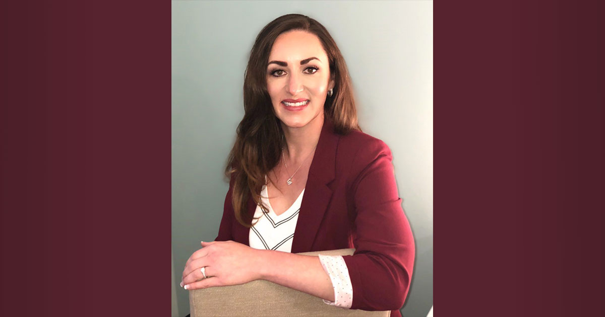 UW Presents Alumni Award to Climb Wyoming’s Sweetwater Area Director