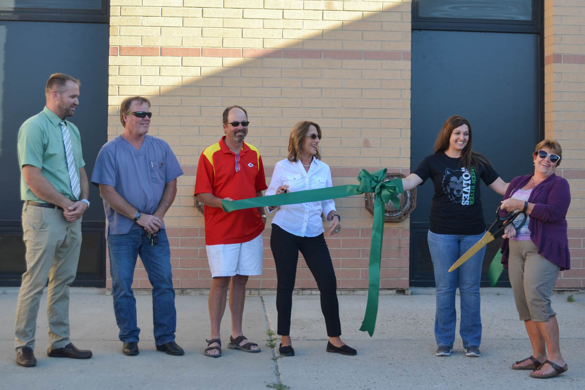 Lincoln Middle School Hosts Open House to Show Off Renovations [PHOTOS]