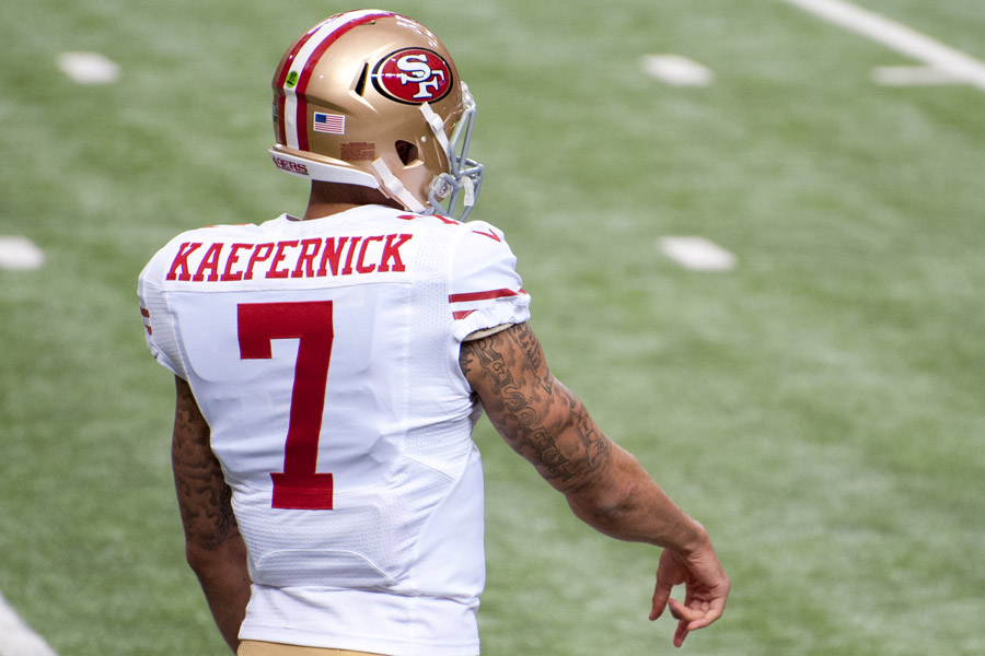 MID-WEEK HUDDLE: Colin Kaepernick and the Border War (Ep. 10)