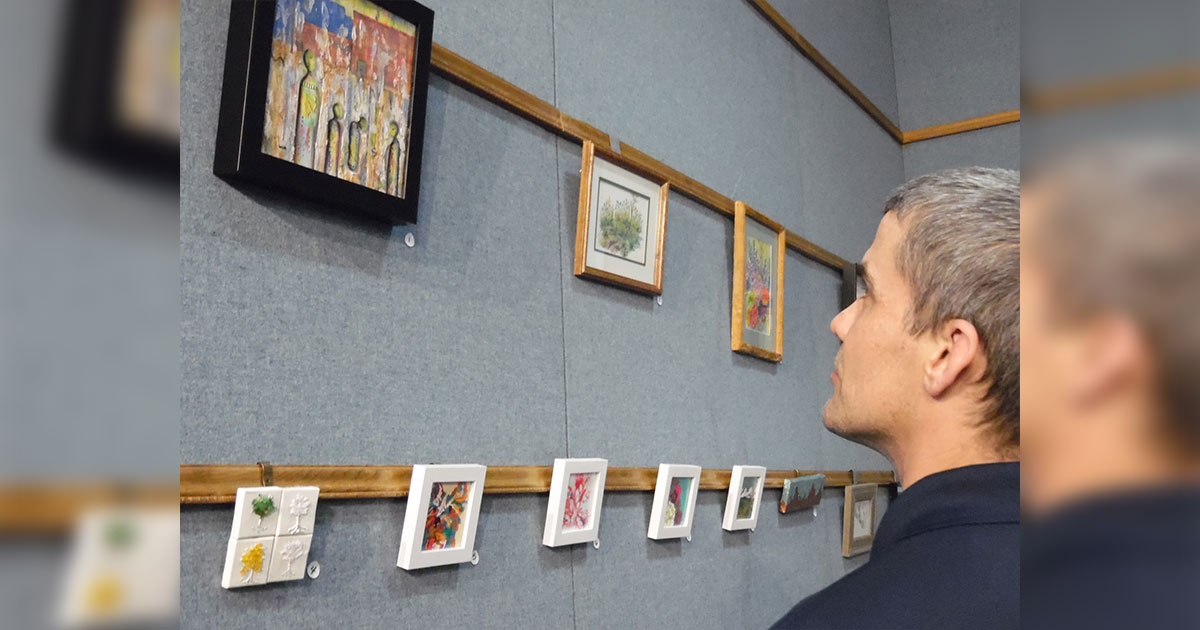 Local Artists Exhibit at White Mountain Library