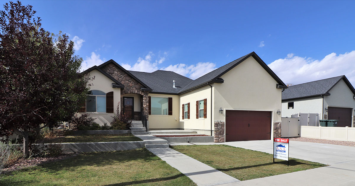 Home for Sale– 516 Talladega Drive Rock Springs, WY