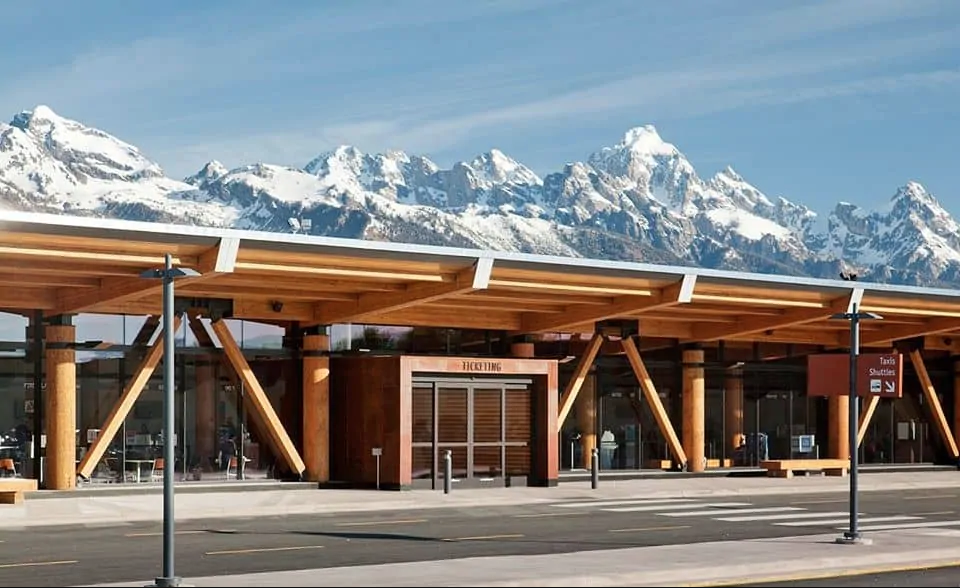 Two Passengers Arrested at Jackson Hole Airport