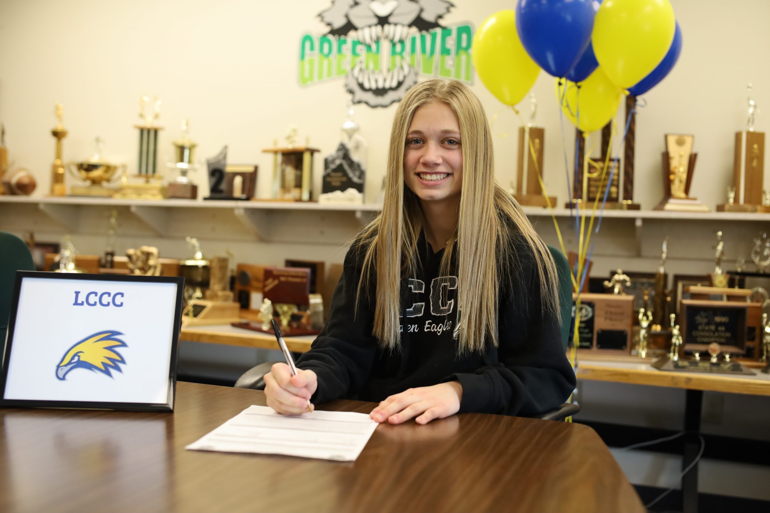 Kettering Commits to Golden Eagles Soccer