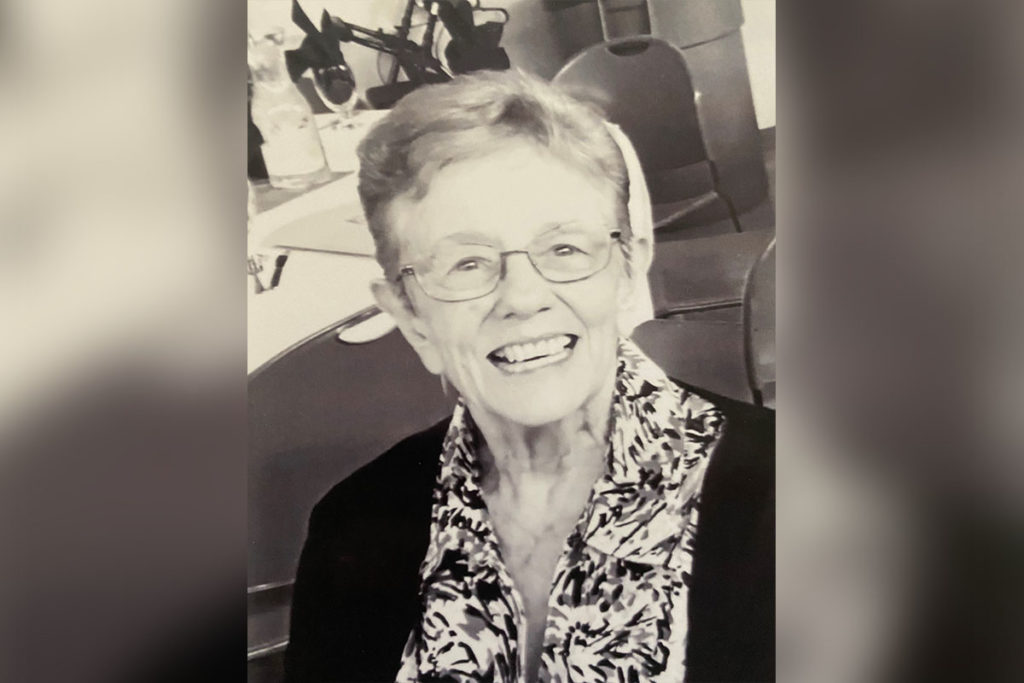 Barbara Gean “Geanie” Wallendorff (December 21, 1935 – March 22, 2020)