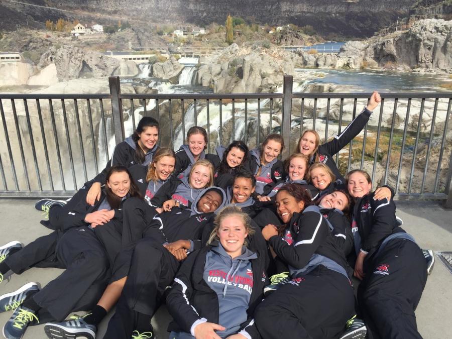 Mustangs spike Casper to set up Friday meeting with Northwest