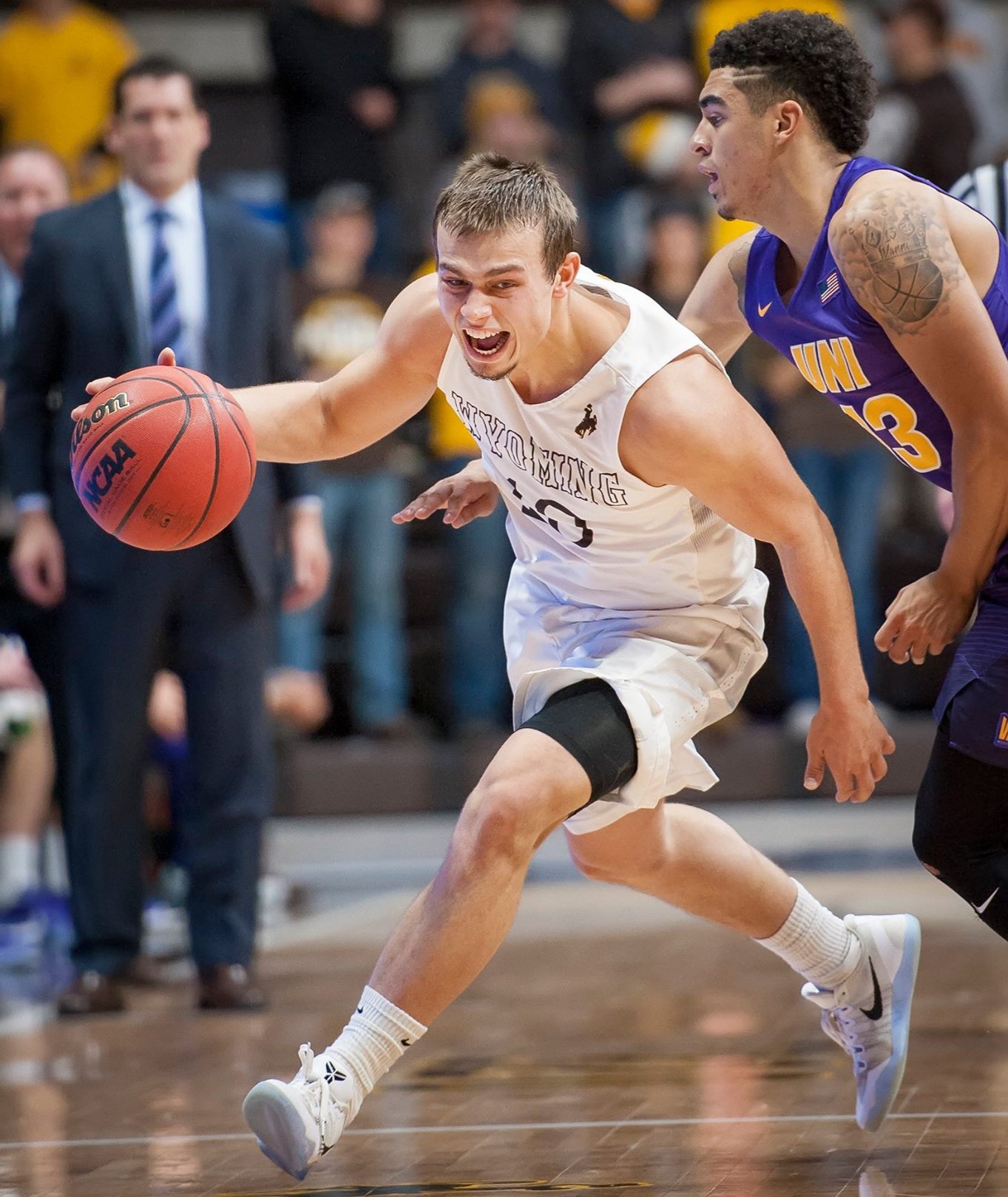 Cowboys Host Air Force in MW Opener