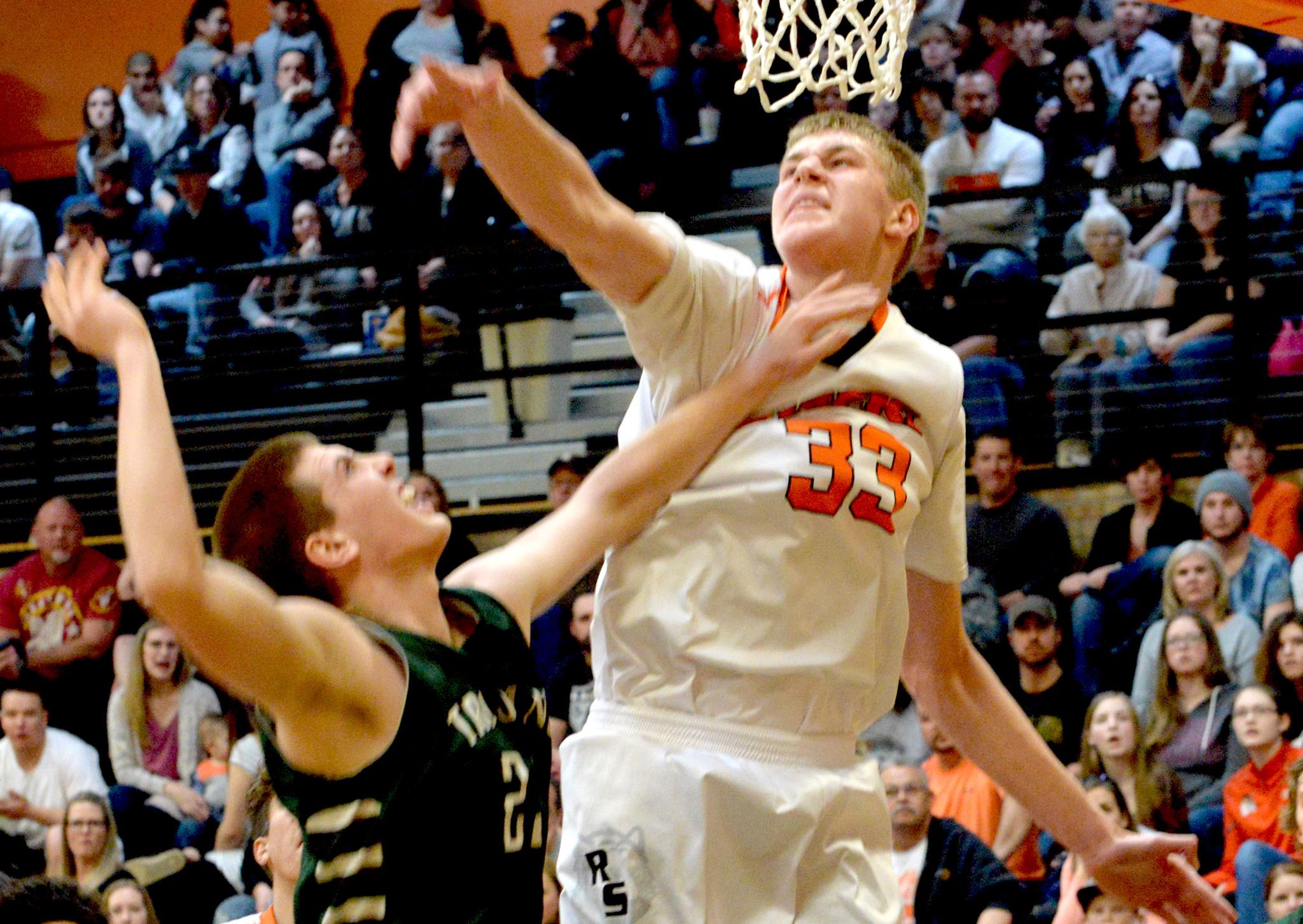 Tiger’s Hunt For a State Title Starts Against Cheyenne East