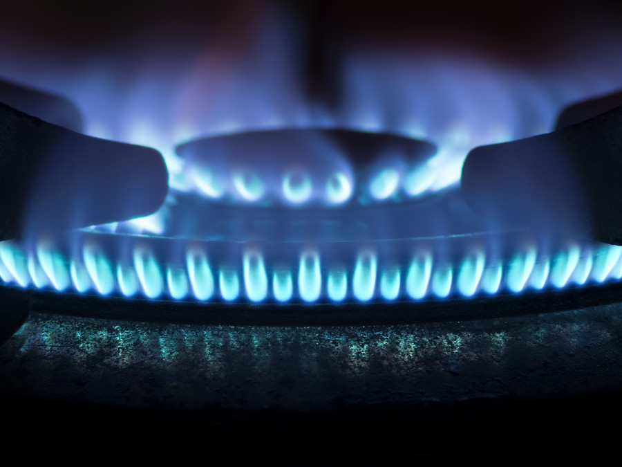 Questar Gas asks Wyoming PSC to cut natural gas rates by $900,000; The company is also looking at cuts in Utah which are not associated with the Wyoming request