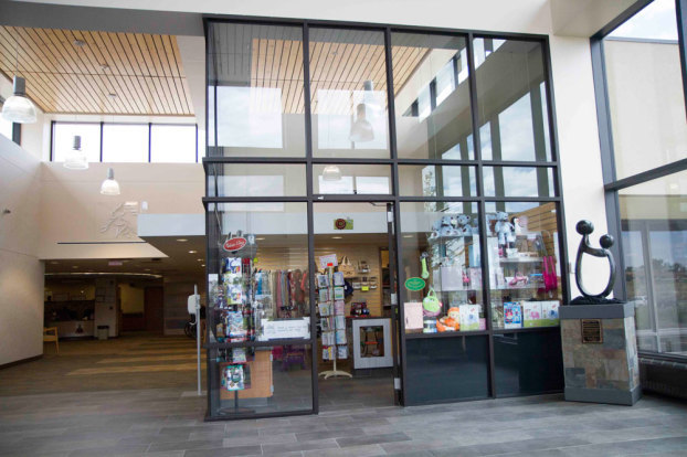 Memorial Hospital Gift Shop Kicks Off the Season with Holiday Sale; 20% off All Merchandise