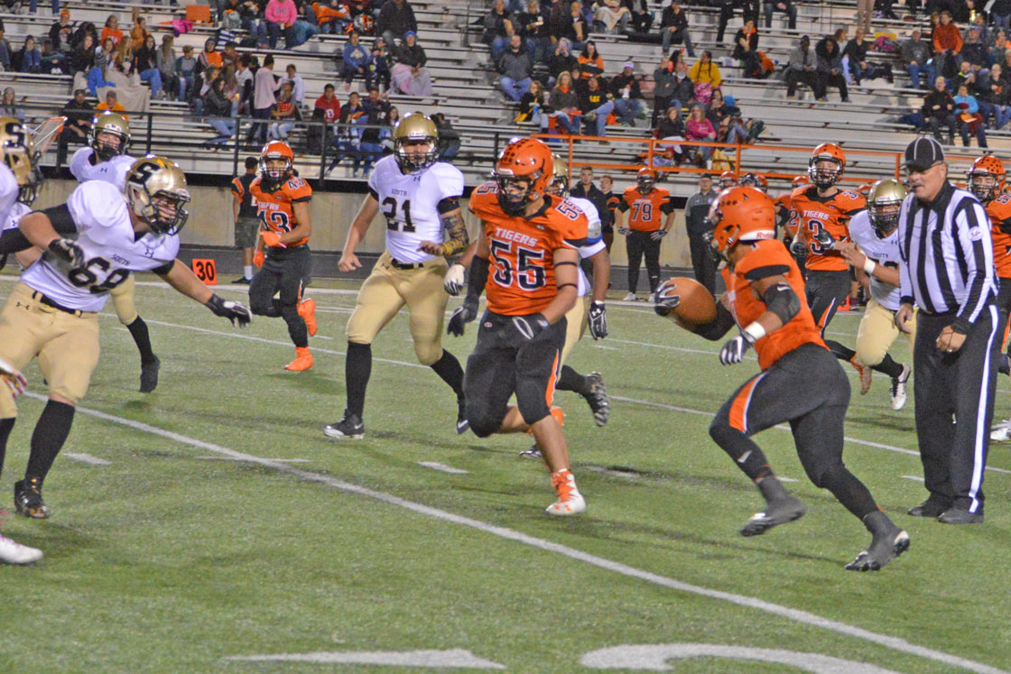 High School Football Standings and Week 7 Scores