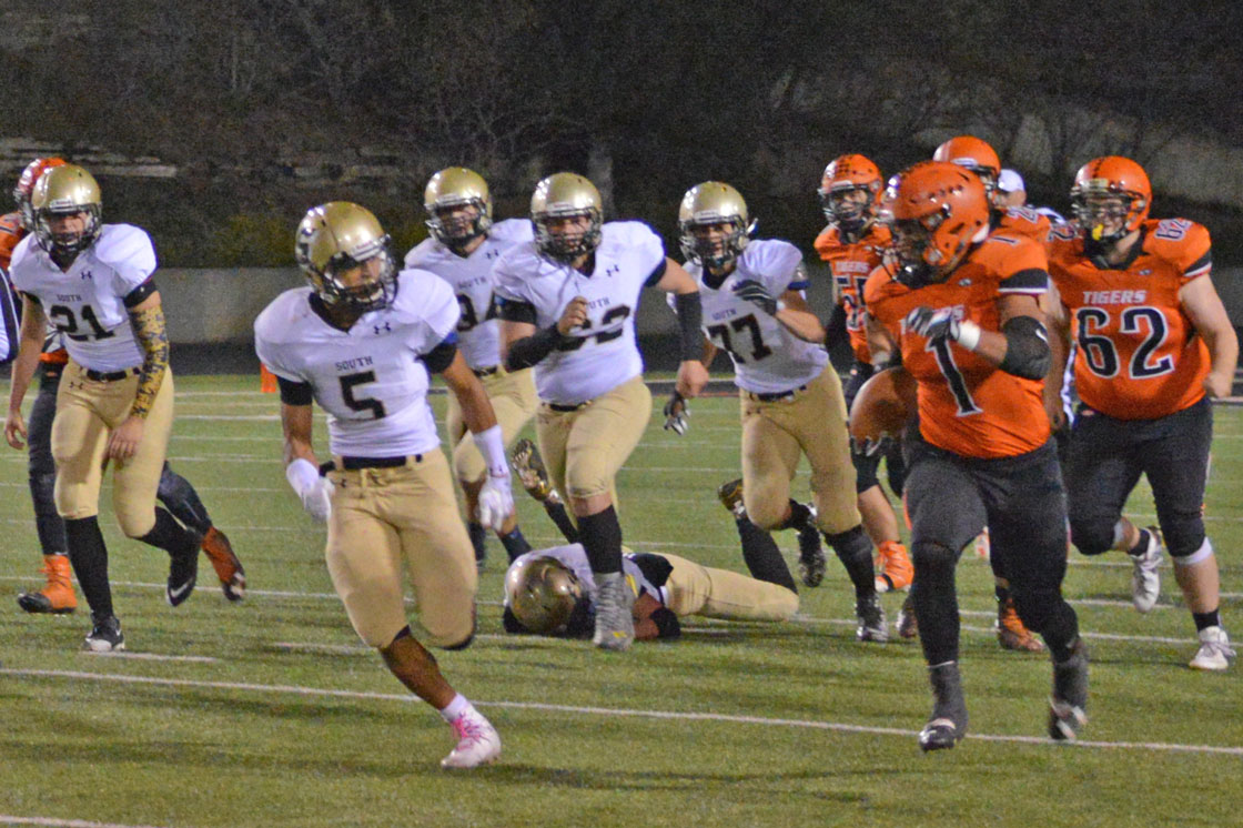 Final Football Regular Season Standings and Playoff Glance