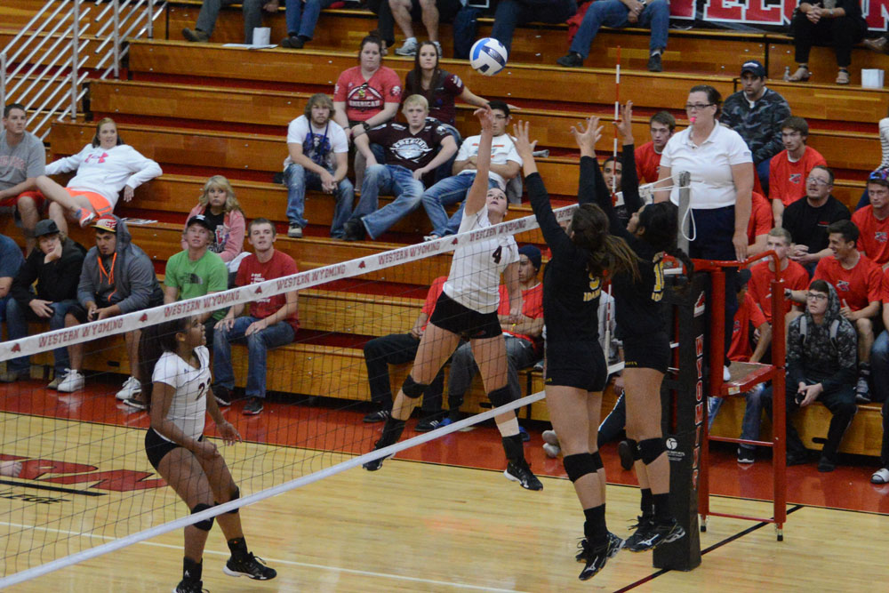 Mustang Volleyball opens Region IX North Tournament with a straight-sets win over Eastern; WWCC will face Casper on Thursday