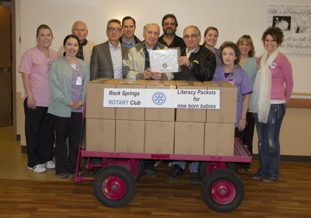 Rock Springs Rotary provides literacy packets to new mothers at Memorial Hospital