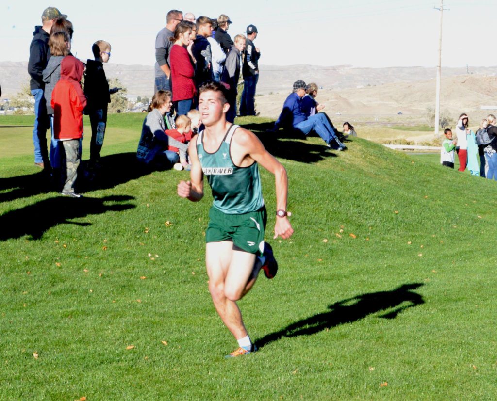 Seven Top 20 Finishes Give Wolves Second in Rock Springs