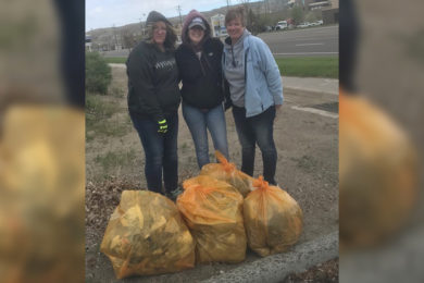 COVID-19 Won’t Stop Rock Springs Residents from Picking up Trash