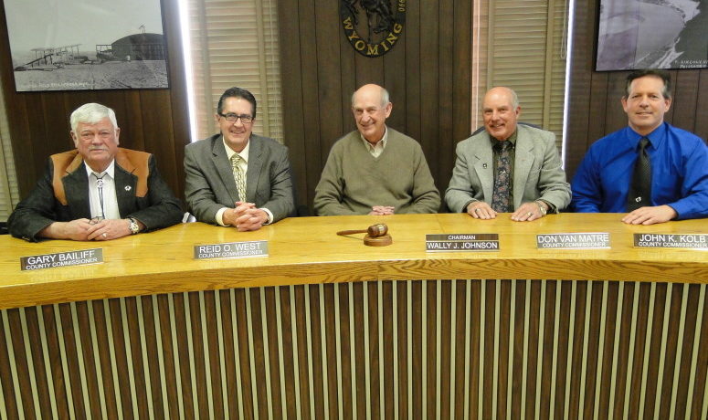 Sweetwater County Commission approves salary increase for chief deputies by 4-1 vote; Chief Deputy salaries will go to $85,000 Jan. 1, 2015