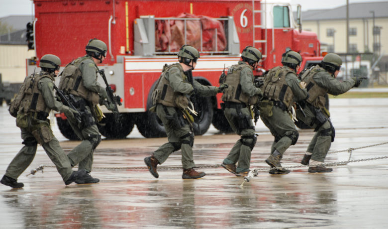 Lummis is co-sponsor of H.R. 4934: The Regulatory Agency De-militarization Act; Bill would revoke provisions of Homeland Security Act of 2002 that allows Federal regulatory agencies to operate SWAT teams