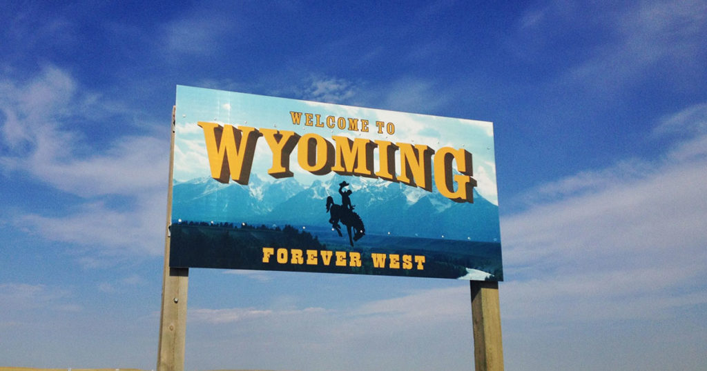 Gordon: 14-Day Quarantine for Out-of-State Residents Can End